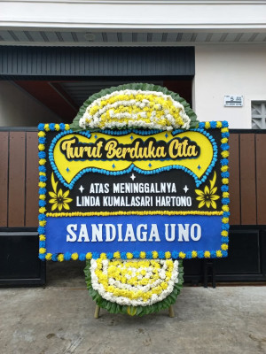Papan Bunga Duka di Semarang Timur